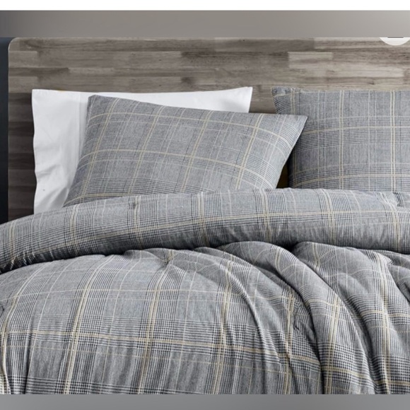 NWT king size duvet with 2 king size pillow shams - Picture 4 of 6